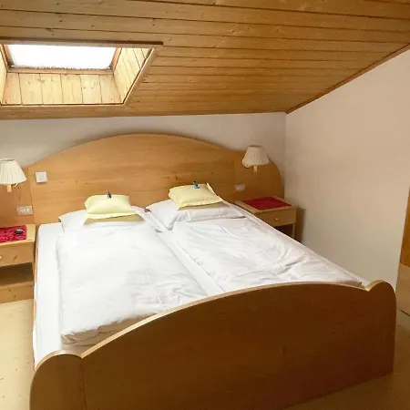Apart Otel Lastei